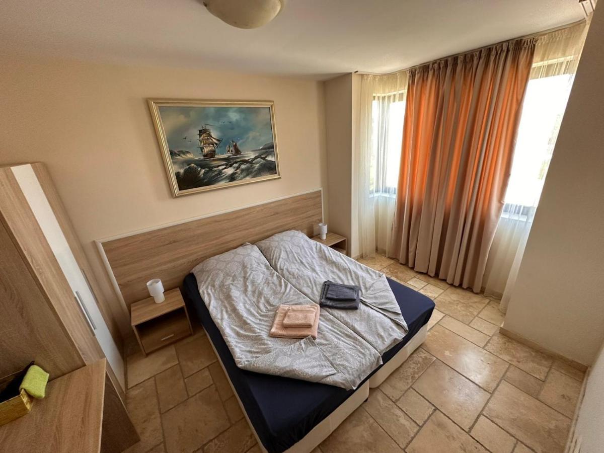 Nana apartment in Kaliakria resort Topola Bagian luar foto
